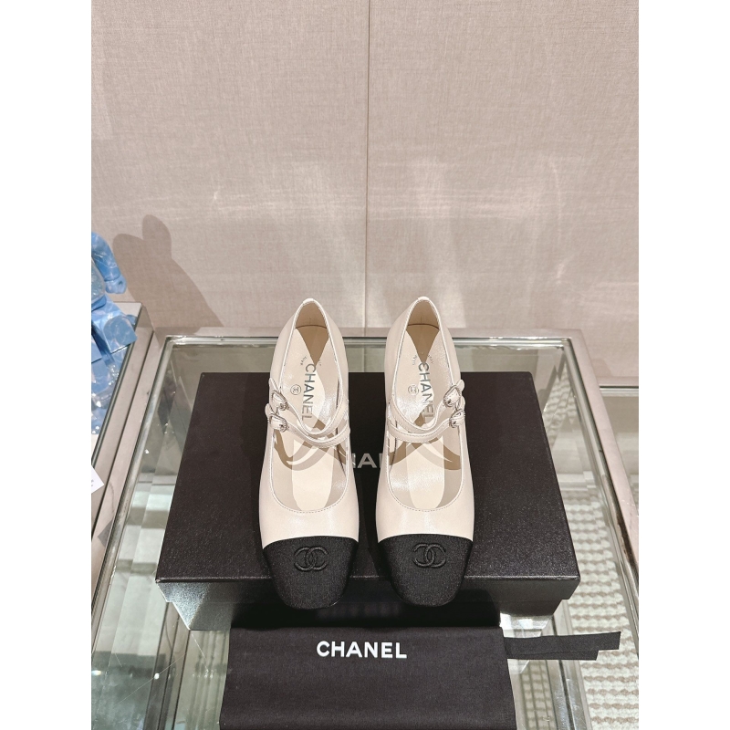 Ch*el slippers